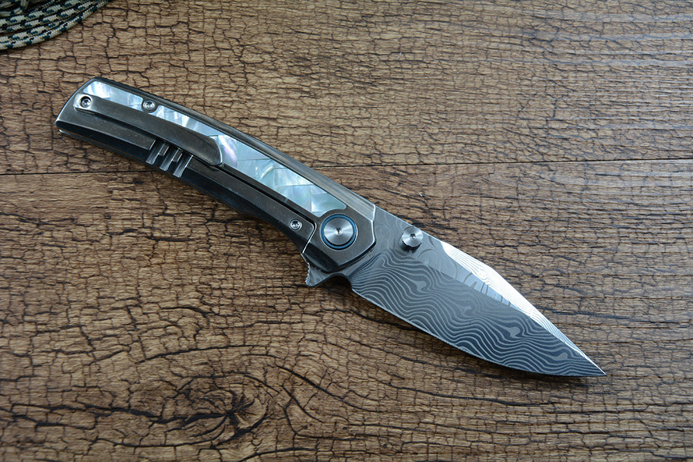 Y-START Damascus Blade Folding Knife Titanium inlay Clam Shell Handle YF04